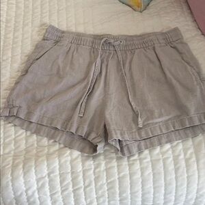 H&M Women's High Waist Light Gray Shorts